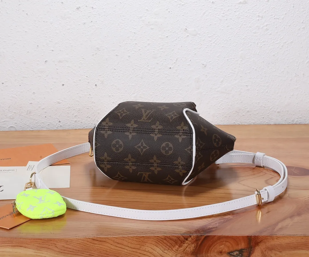 Louis Vuitton Ellipse BB M20752 - Image 9