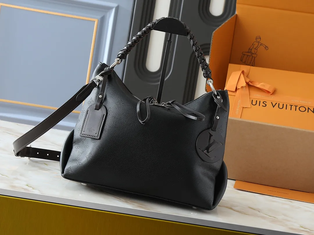 Alternative view of Louis Vuitton Beaubourg Hobo MM M56073