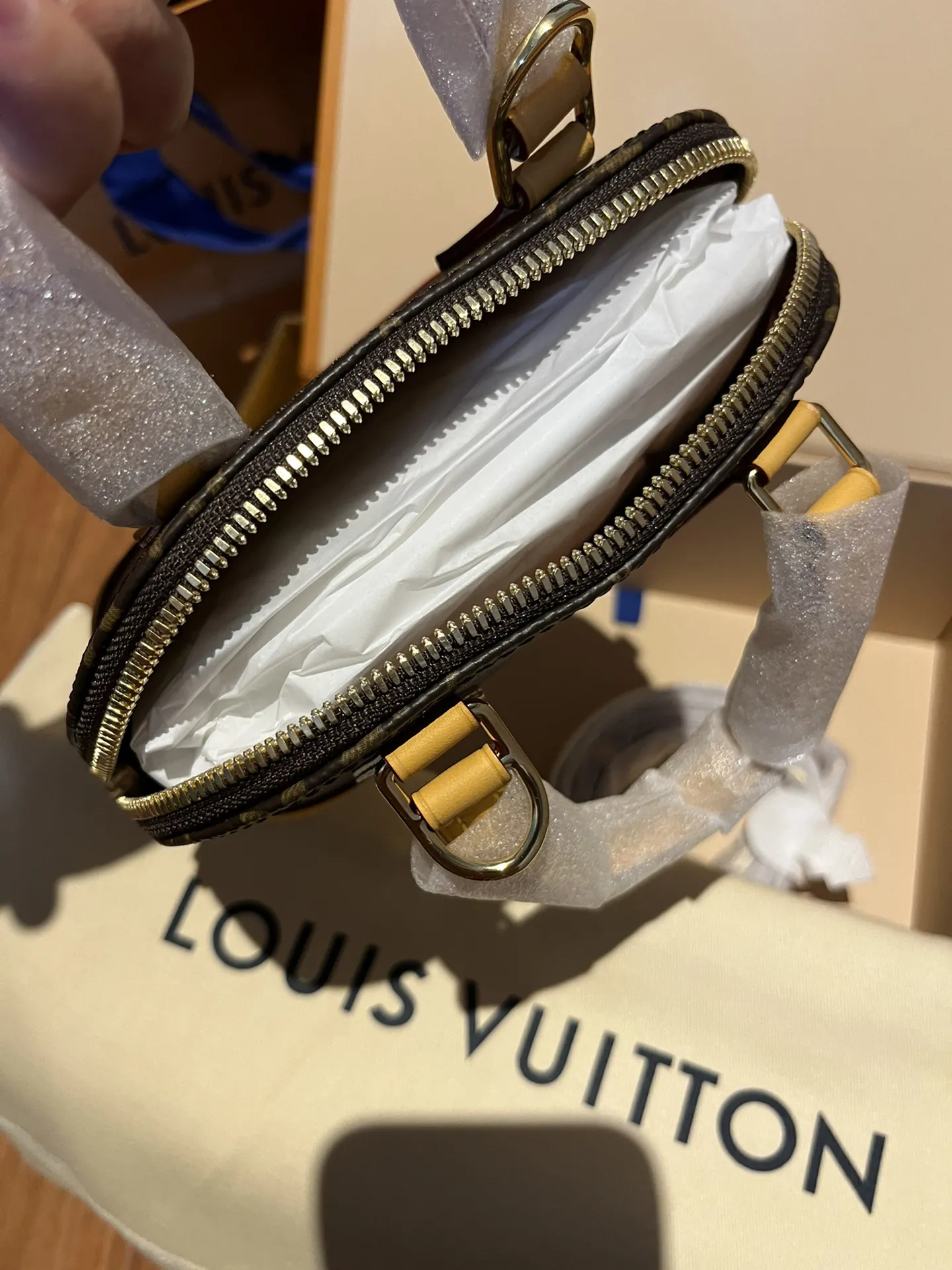 Louis Vuitton Nano Alma M82717 - 图片 10