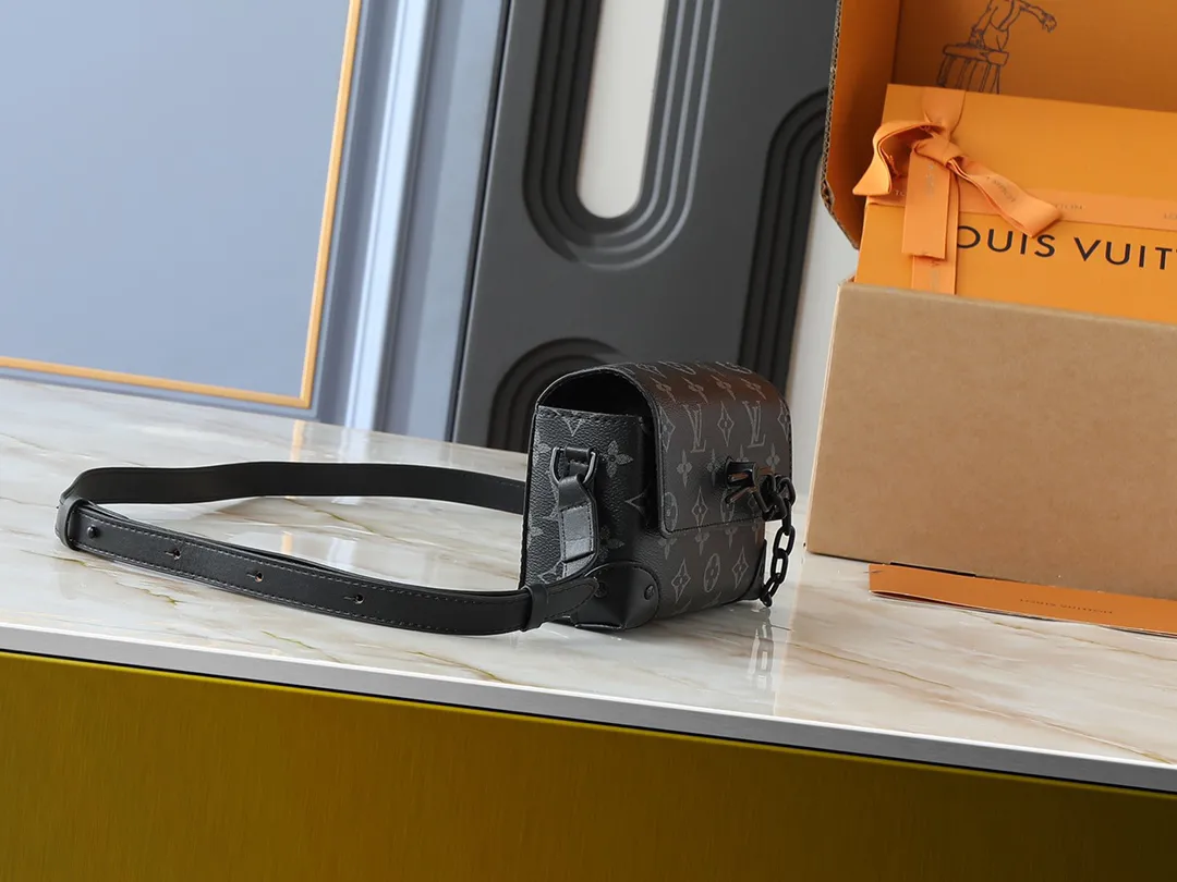 Louis Vuitton Steamer Wearable Wallet M81783 - 图片 3