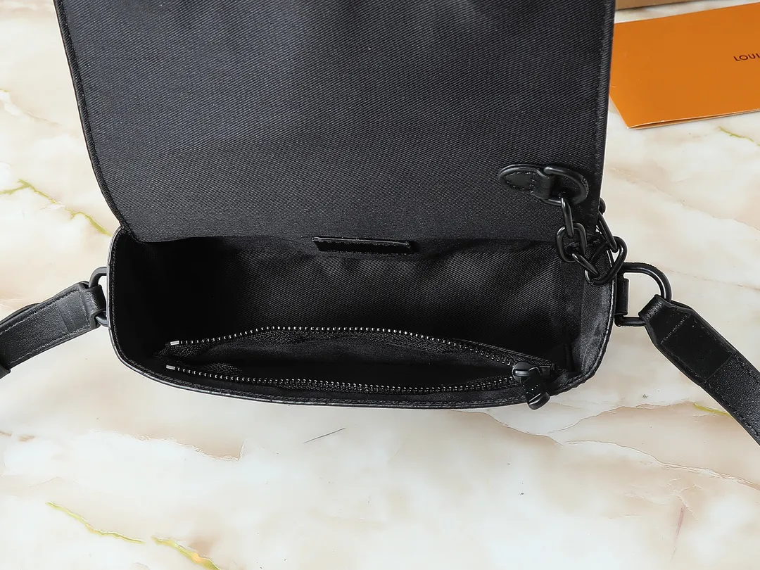 Louis Vuitton Steamer Wearable Wallet M81783 - 图片 10