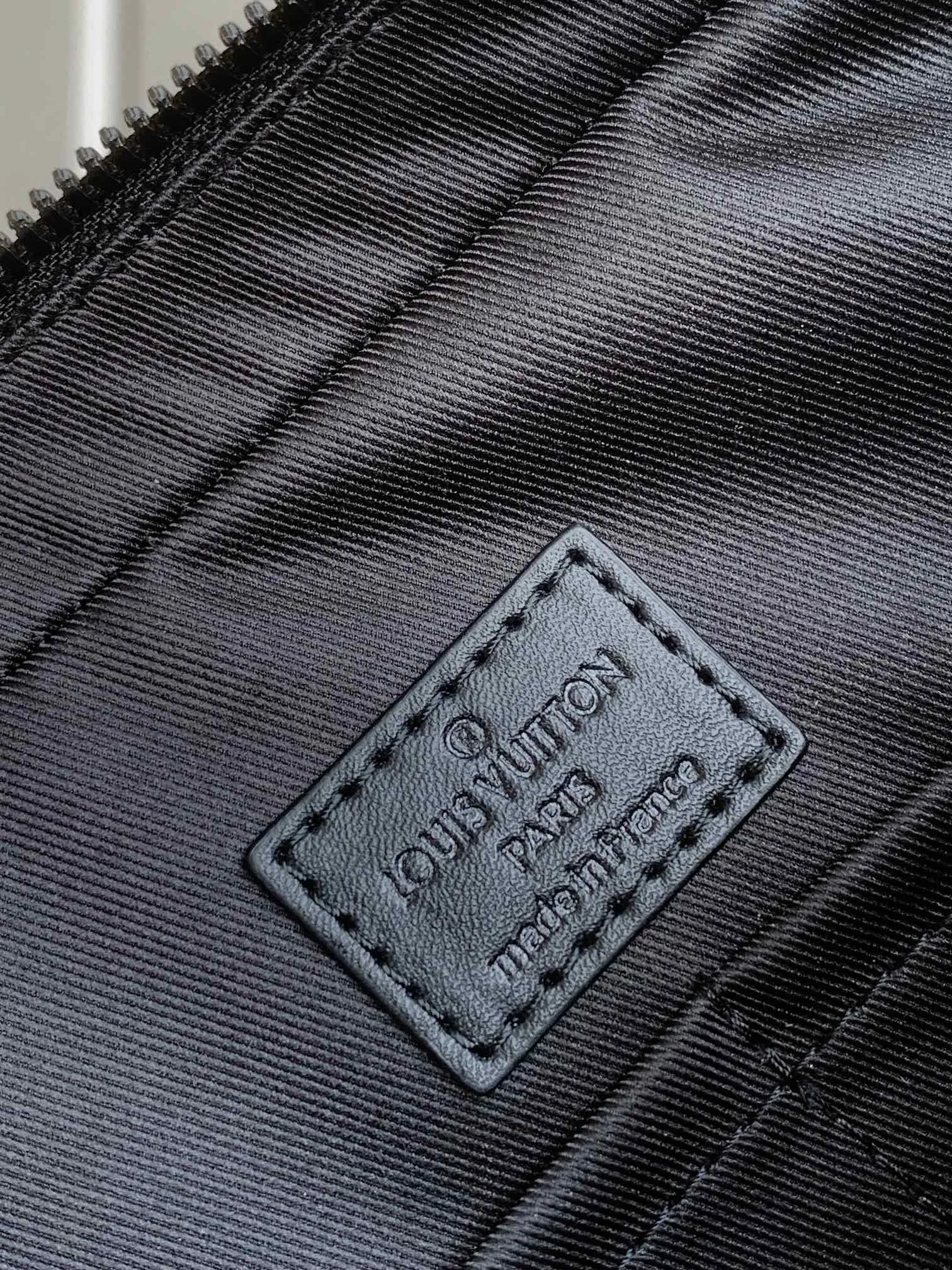 Alternative view of Louis Vuitton Pilot Briefcase M23778