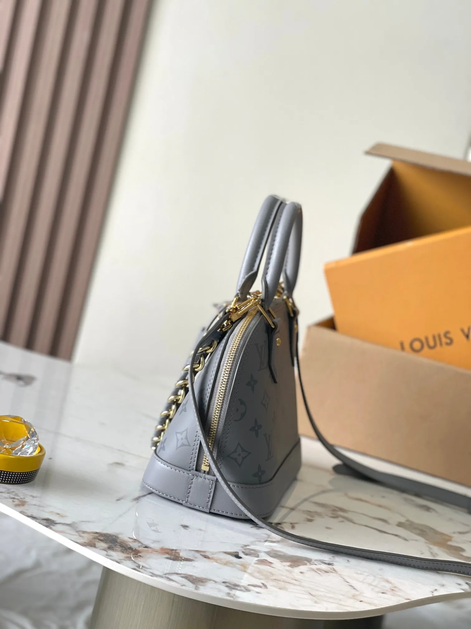 Louis Vuitton Alma BB M12561 - 图片 4