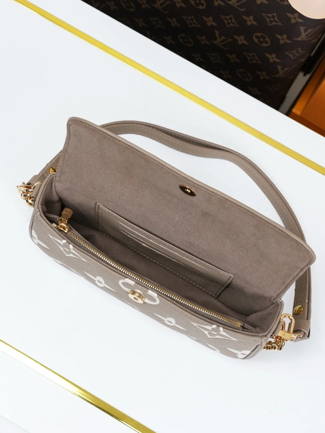 Louis Vuitton Wallet On Chain Ivy M82211 - Image 10