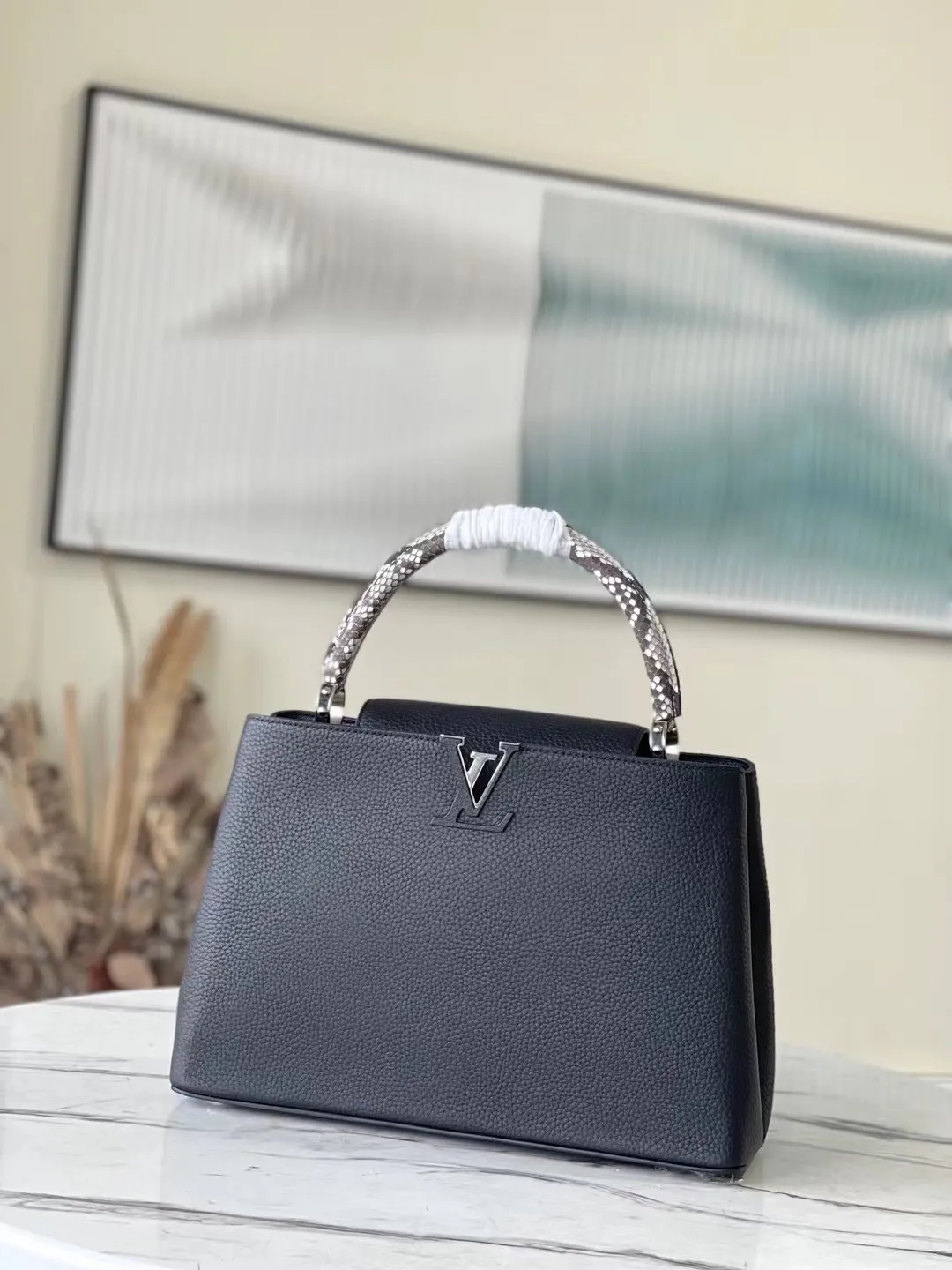 Louis Vuitton Capucines BB N92040 - 图片 3