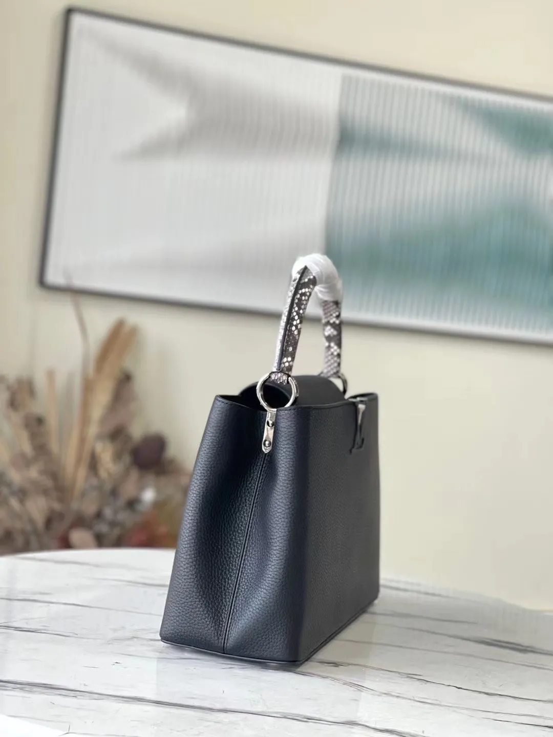 Louis Vuitton Capucines BB N92040 - 图片 4