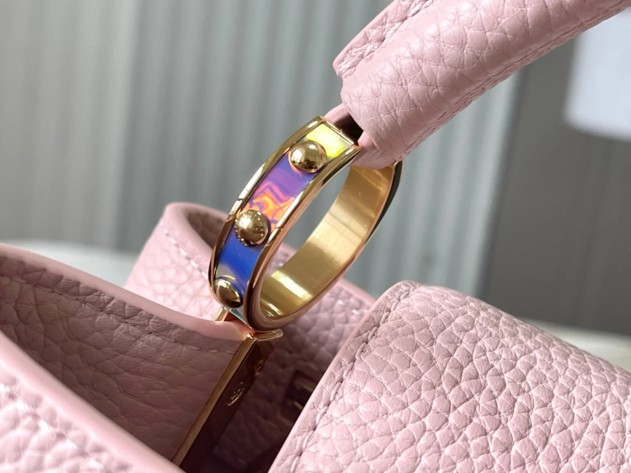 Louis Vuitton Capucines Mini M23326 - Image 8
