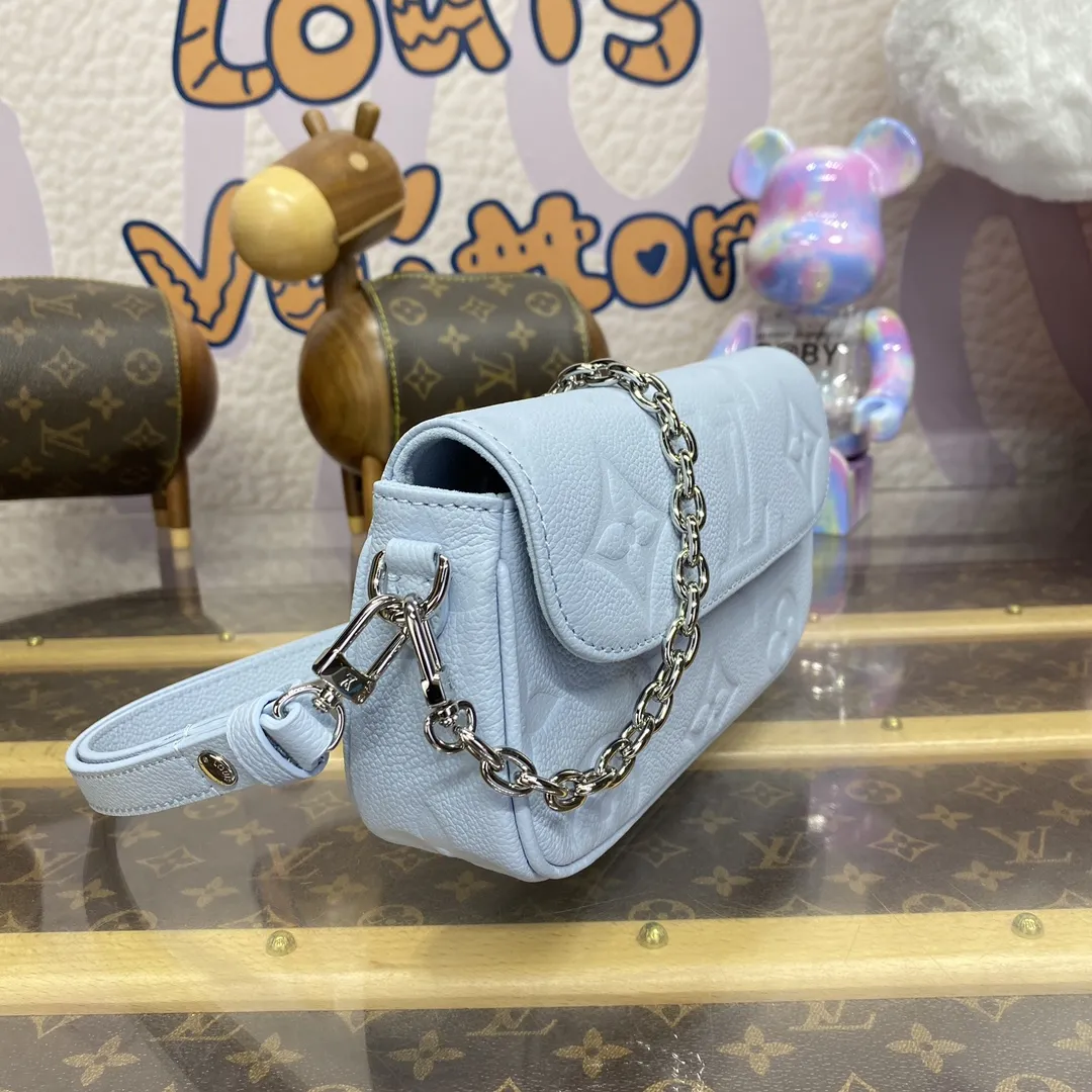Alternative view of Louis Vuitton Wallet On Chain Ivy M83637