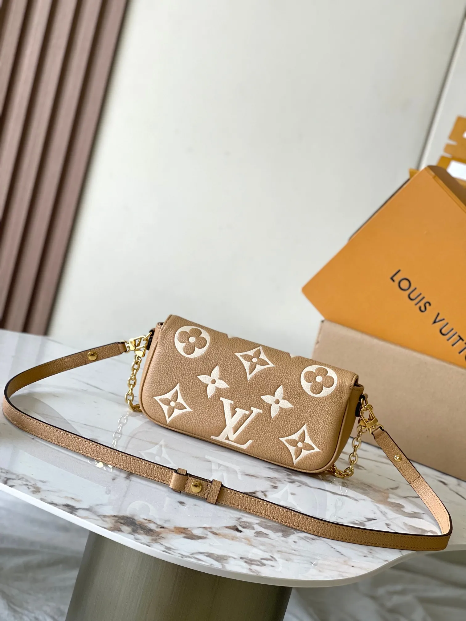 Louis Vuitton Wallet On Chain Ivy M12758 - Image 5