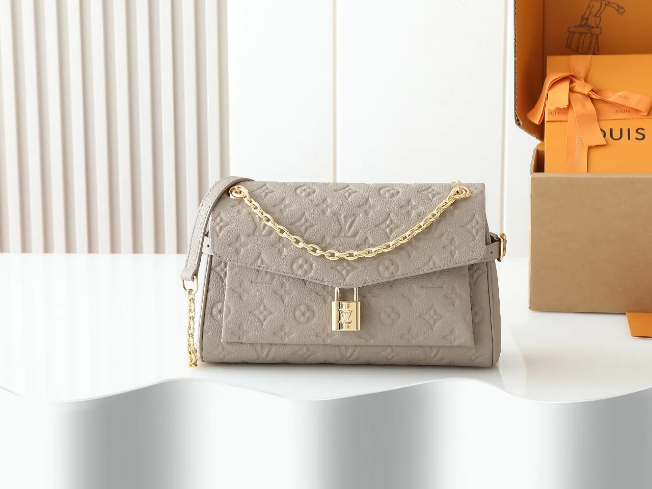 Louis Vuitton Anytime Flap Bag M14973 - Image 3