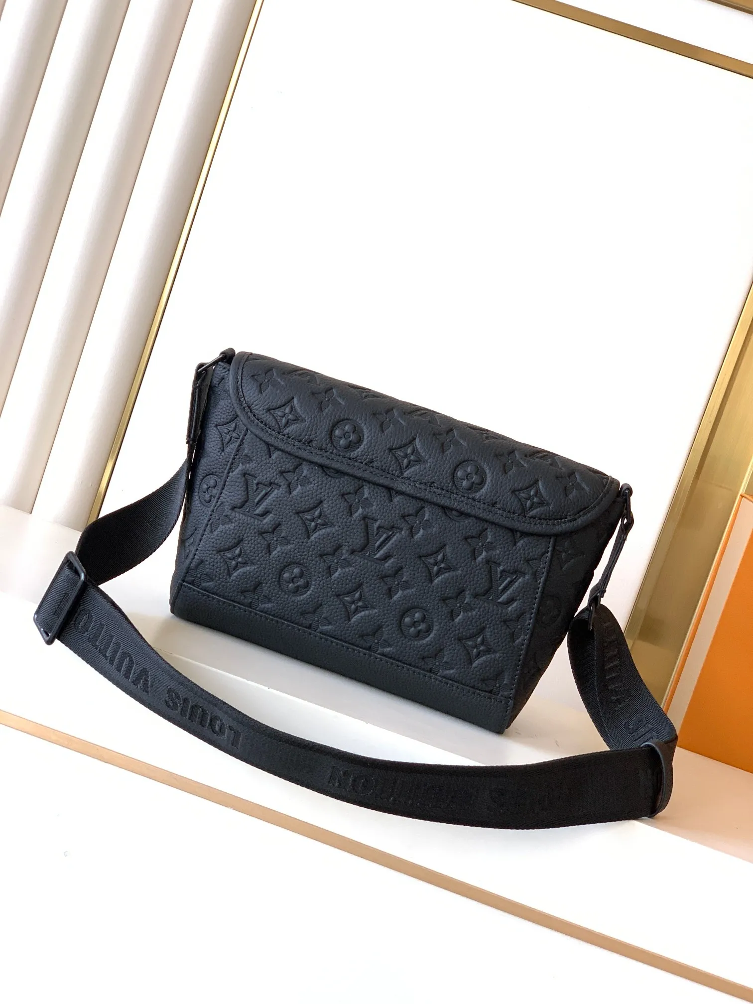 Louis Vuitton Pulse Messenger M14874 - 图片 5