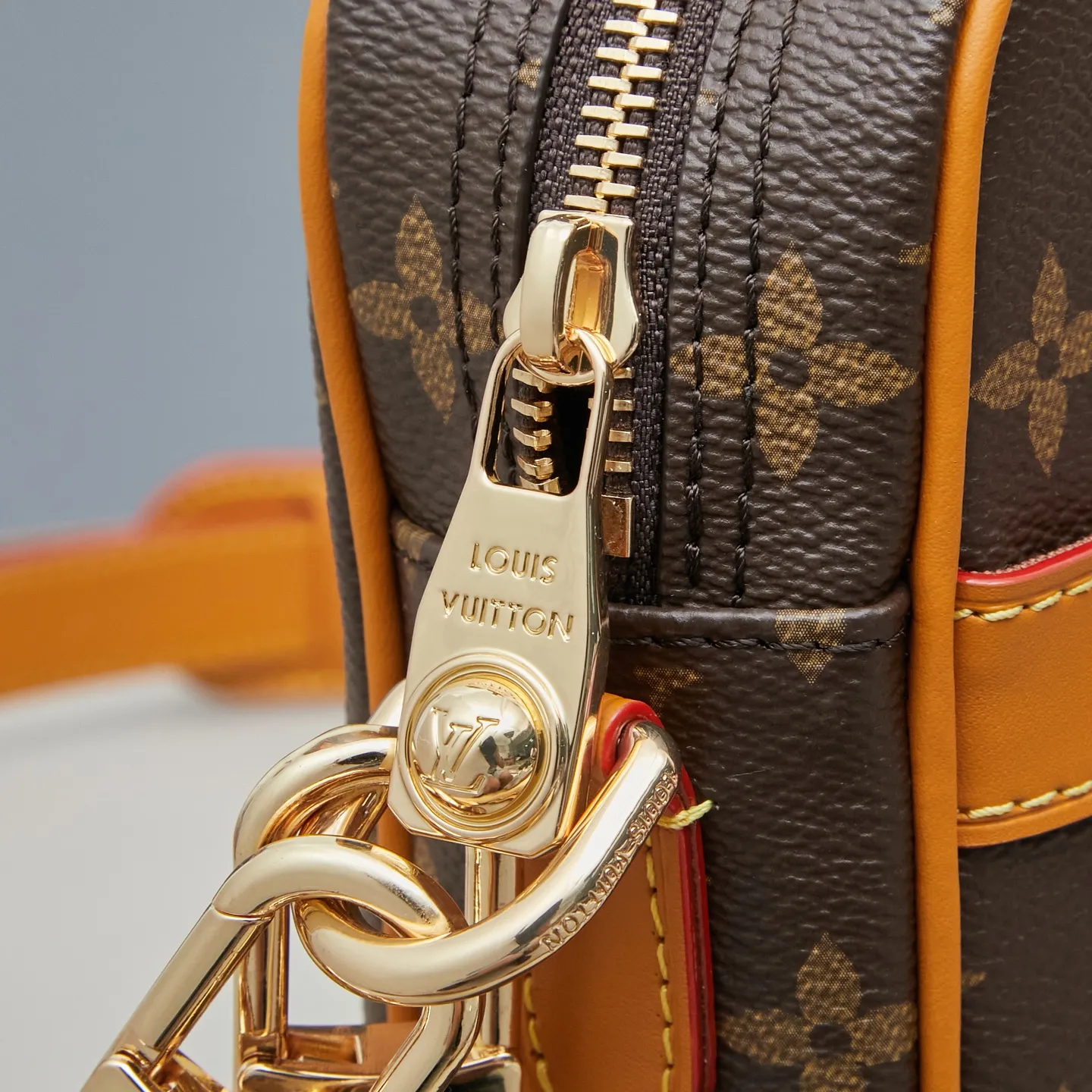 Louis Vuitton Danube M14013 - 图片 3