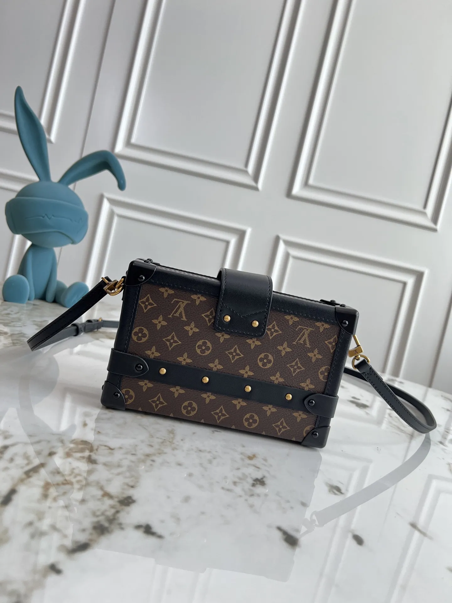 Louis Vuitton Petite Malle M45960 - Image 5