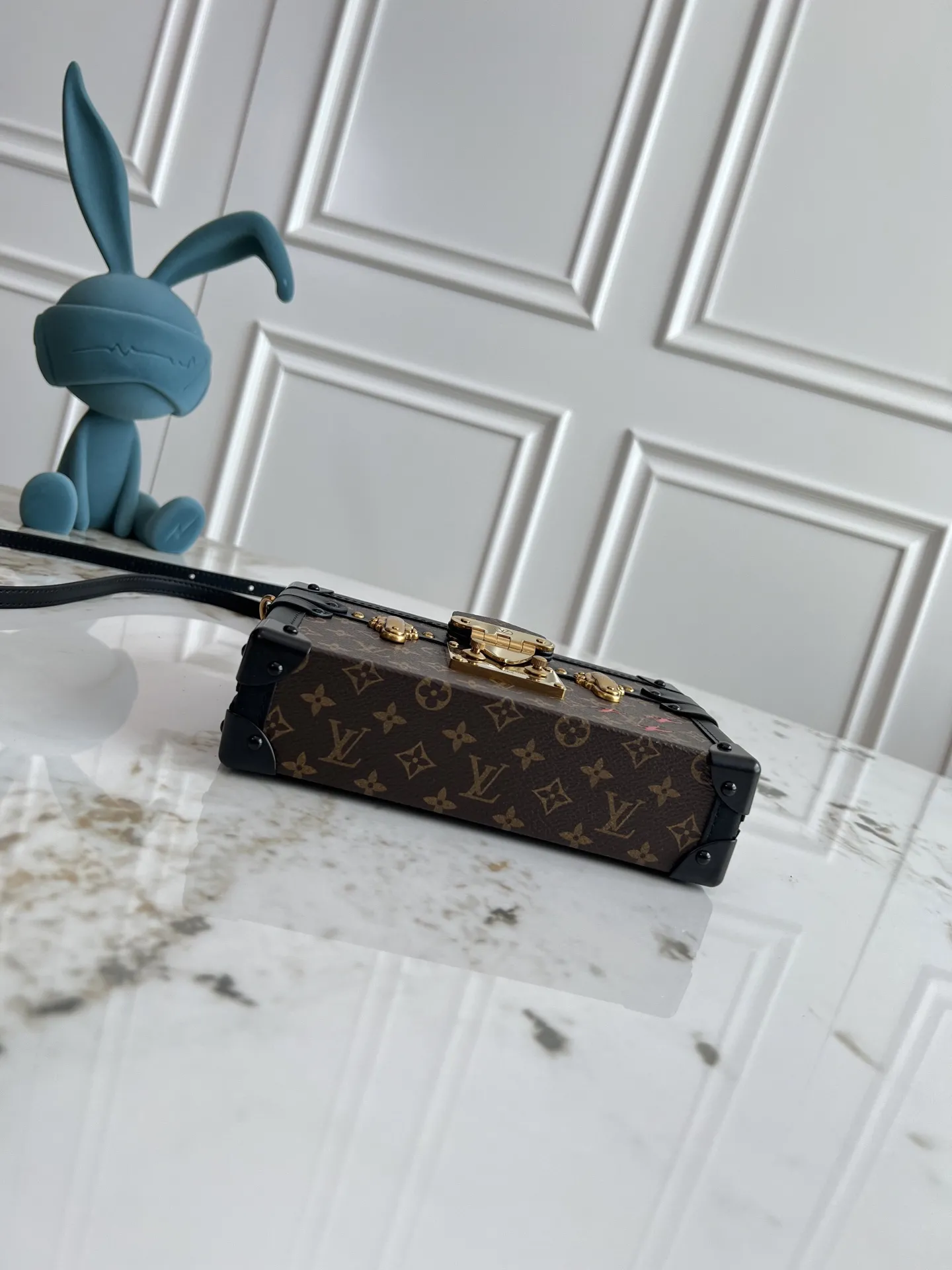 Louis Vuitton Petite Malle M45960 - Image 6