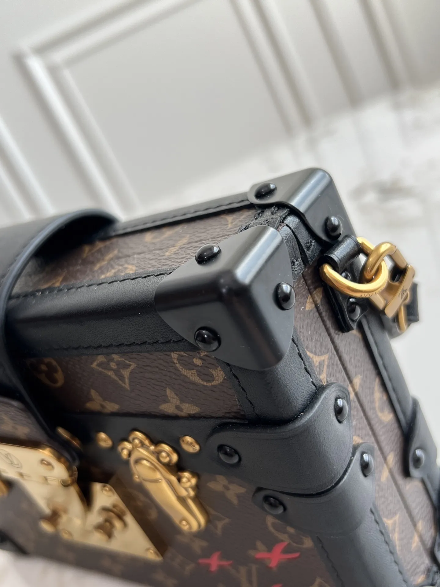 Louis Vuitton Petite Malle M45960 - Image 8