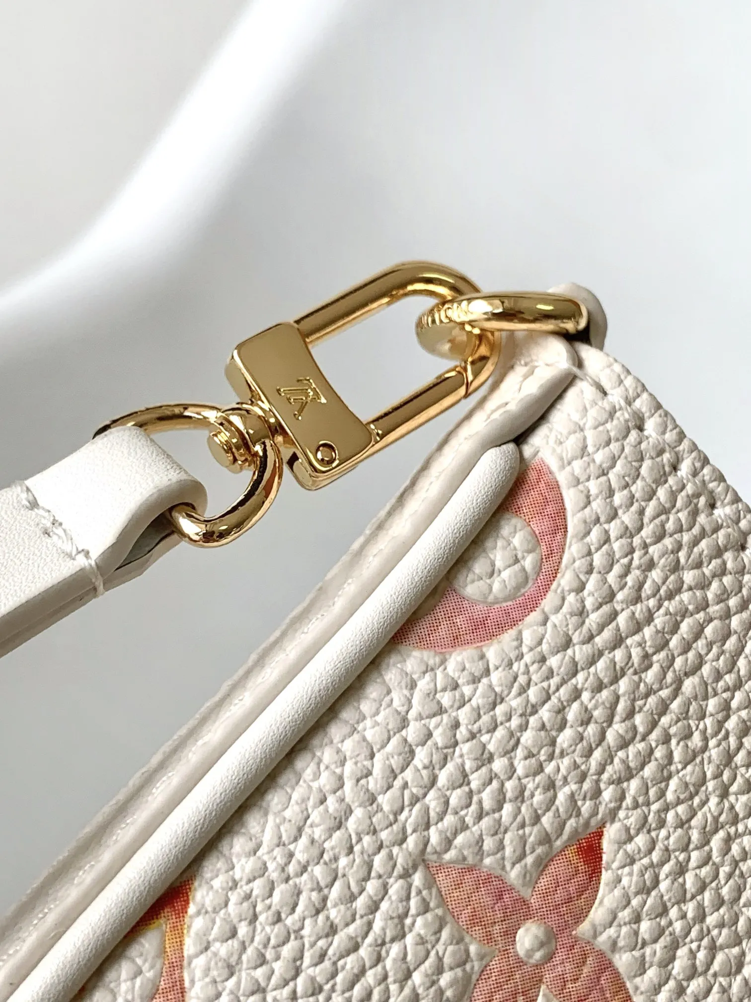 Louis Vuitton Easy Pouch on Strap M83448 - 图片 9