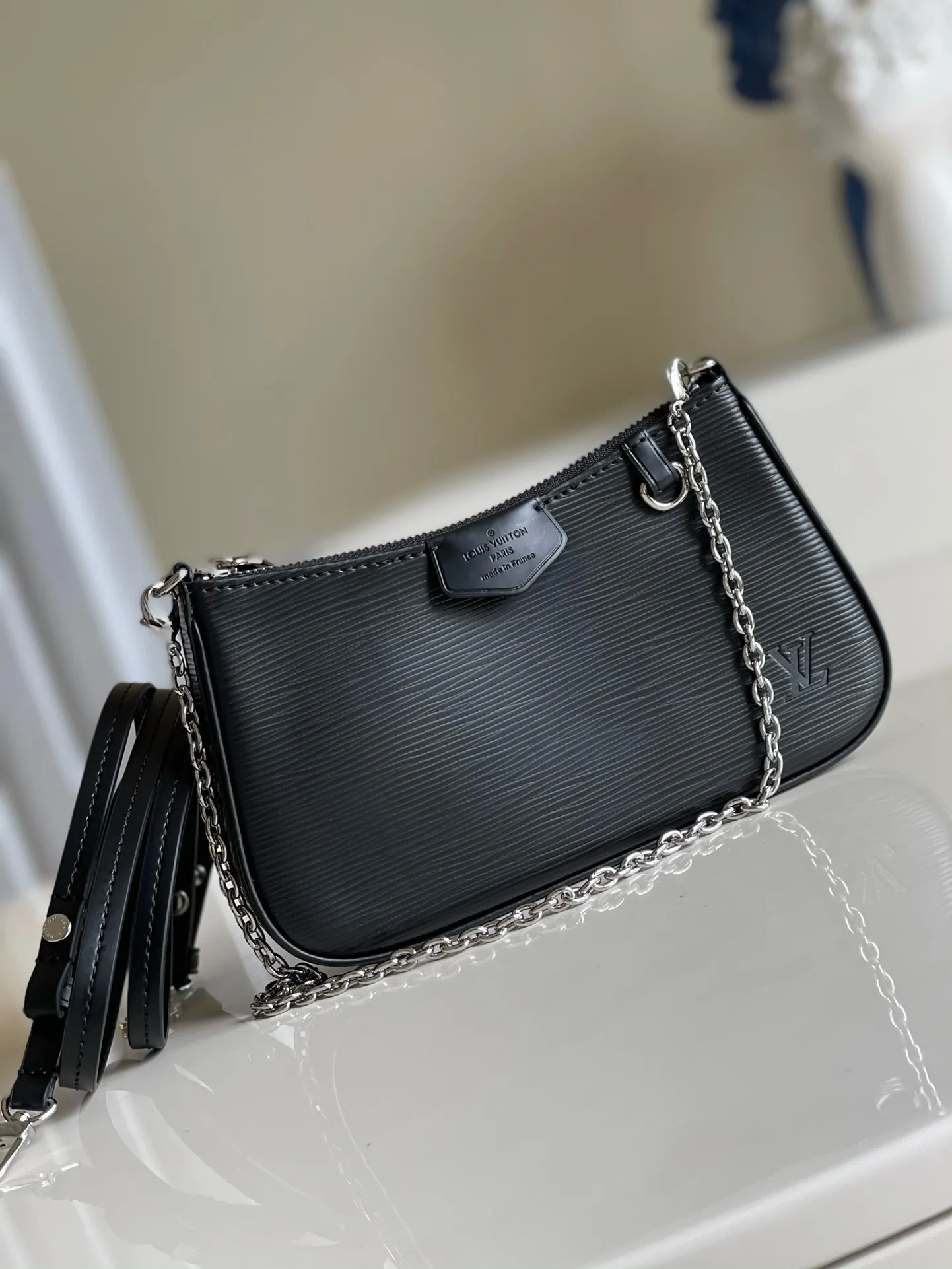 Louis Vuitton Easy Pouch on Strap M80471 - 图片 3