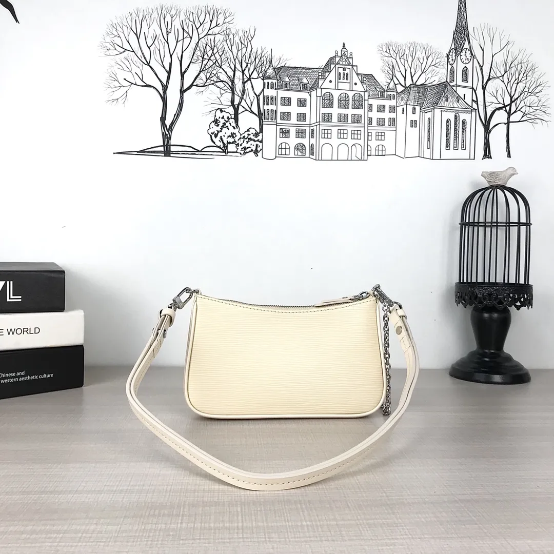 Louis Vuitton Easy Pouch on Strap M80479 - Image 4