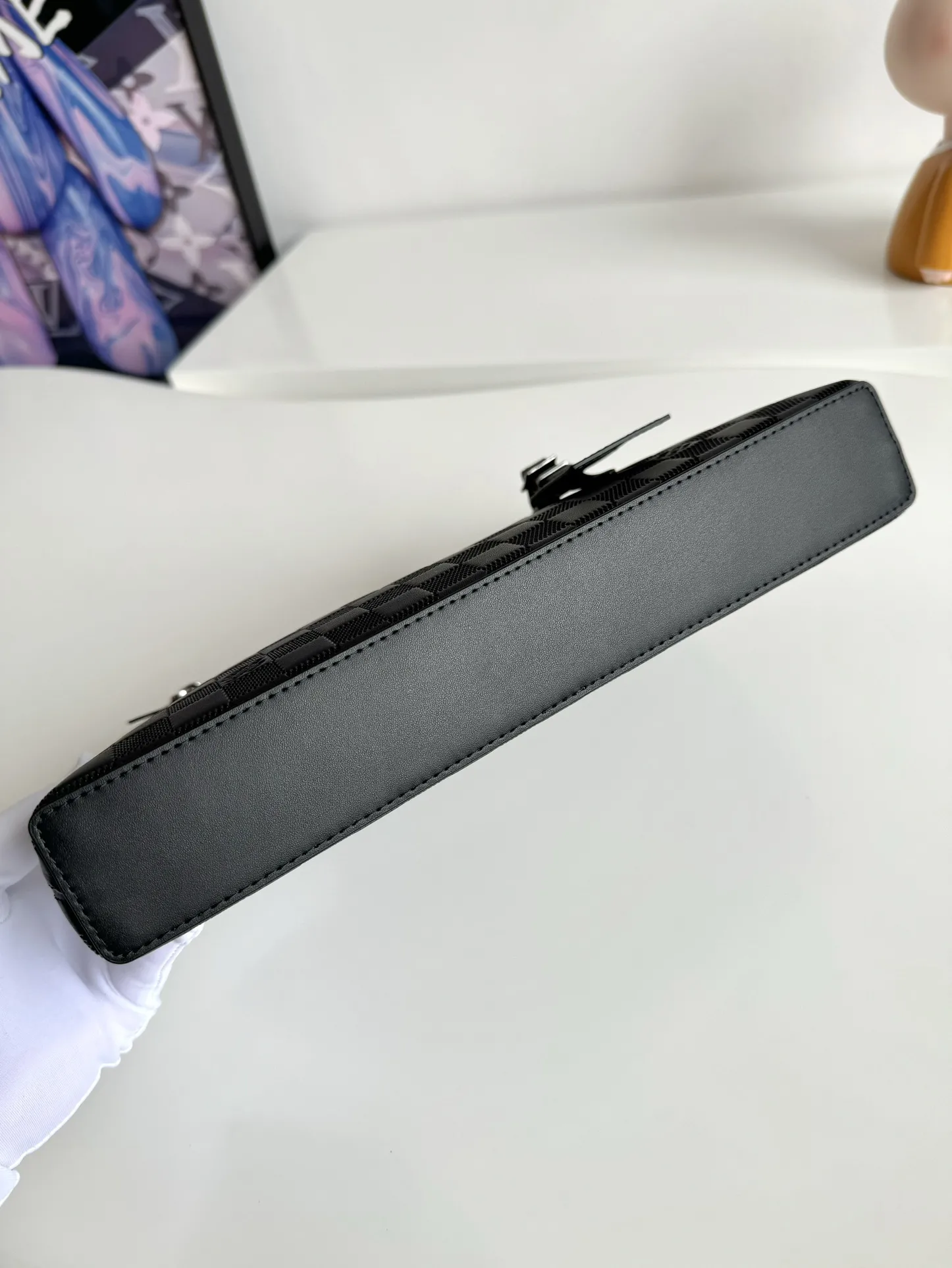 Louis Vuitton Takeoff Pouch N40504 - Image 6