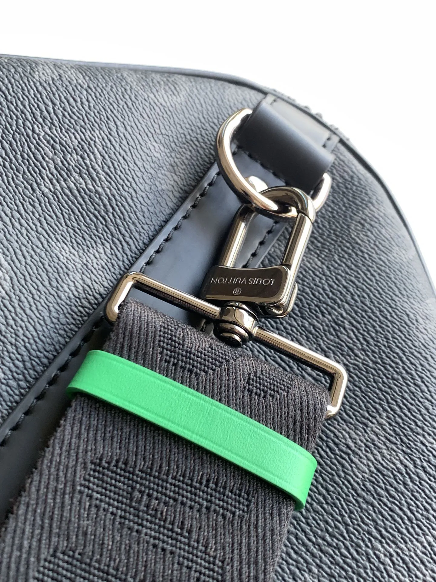 Louis Vuitton Keepall Bandoulière 50 M26434 - Image 10