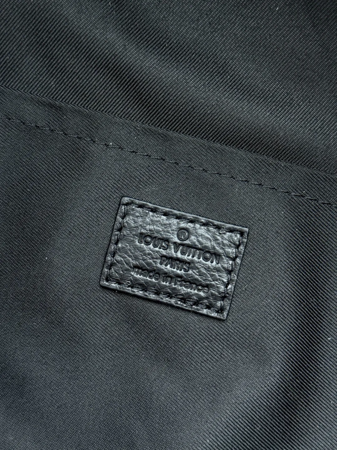 Louis Vuitton Palm Springs MM M44874 - 图片 10