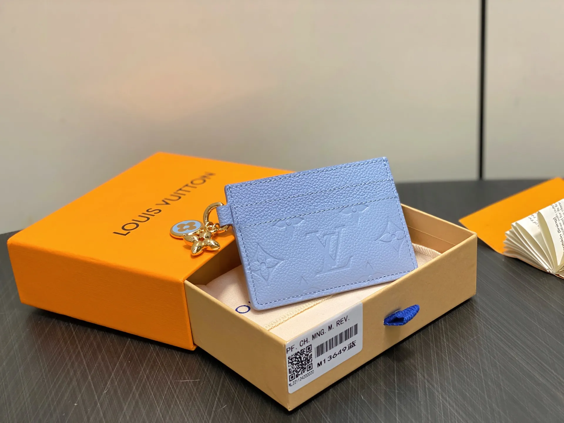 Louis Vuitton LV Charms Card Holder M13649 - 图片 3