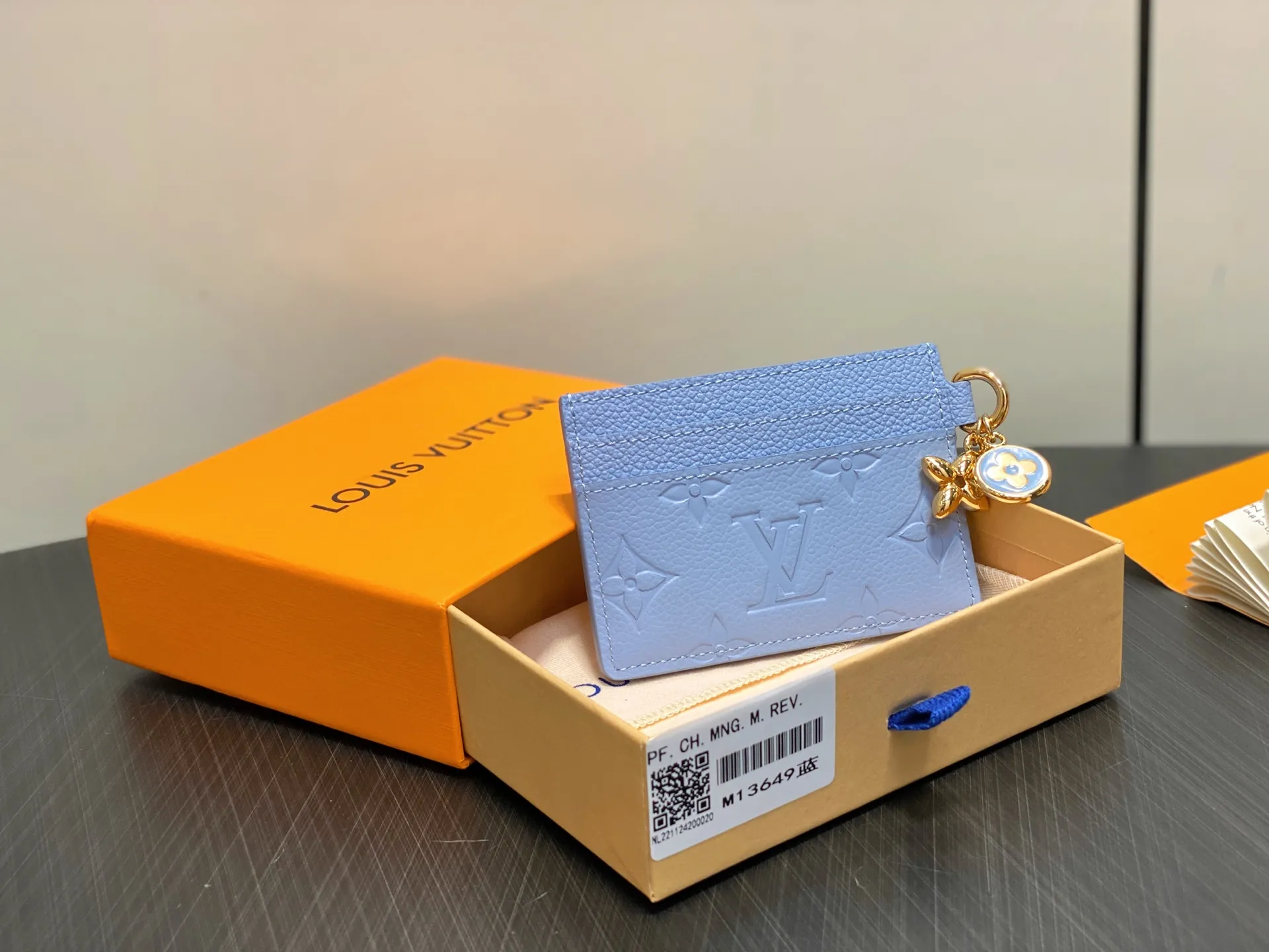 Louis Vuitton LV Charms Card Holder M13649 - 图片 4