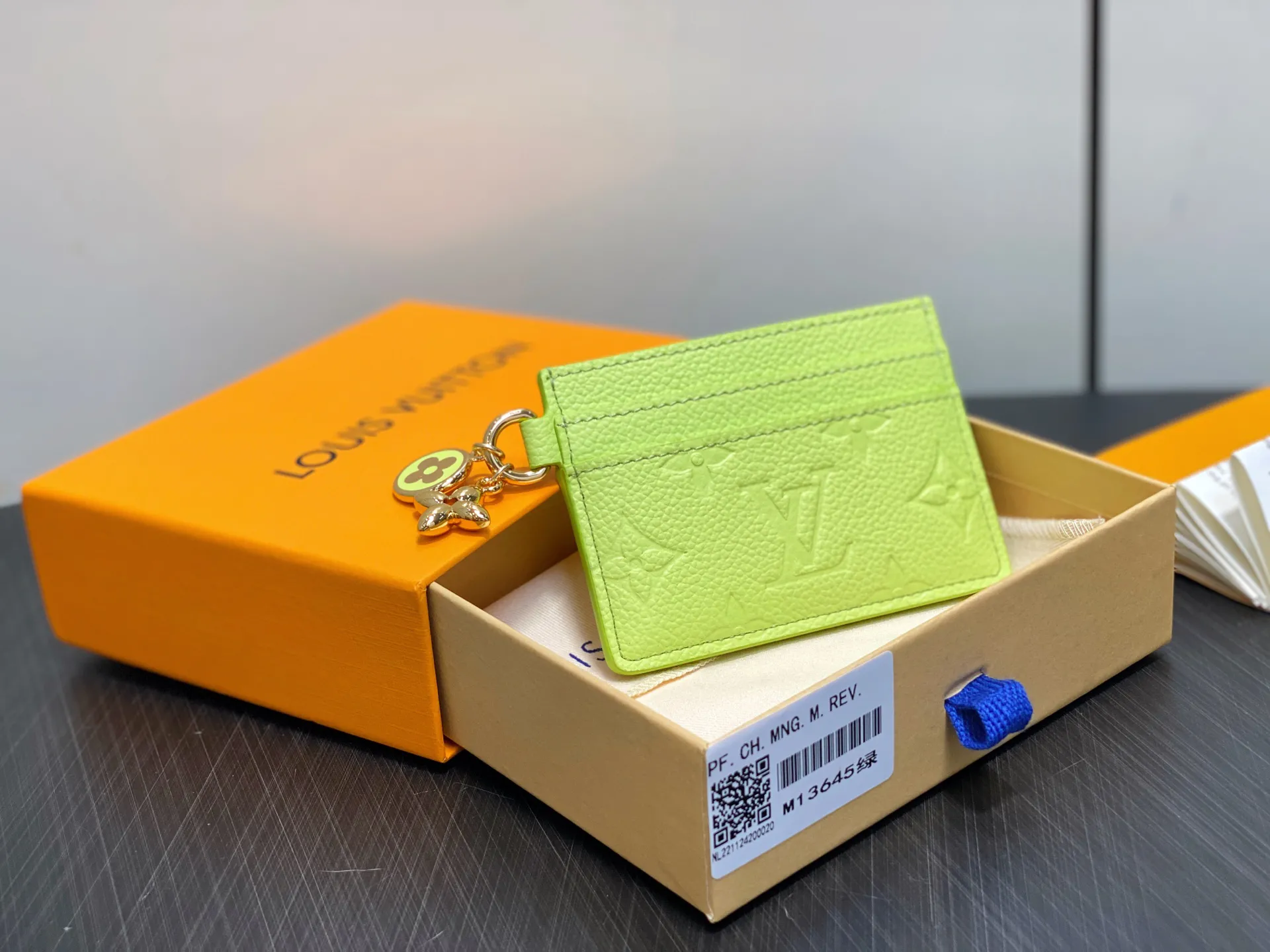 Louis Vuitton LV Charms Card Holder M13645 - 图片 3