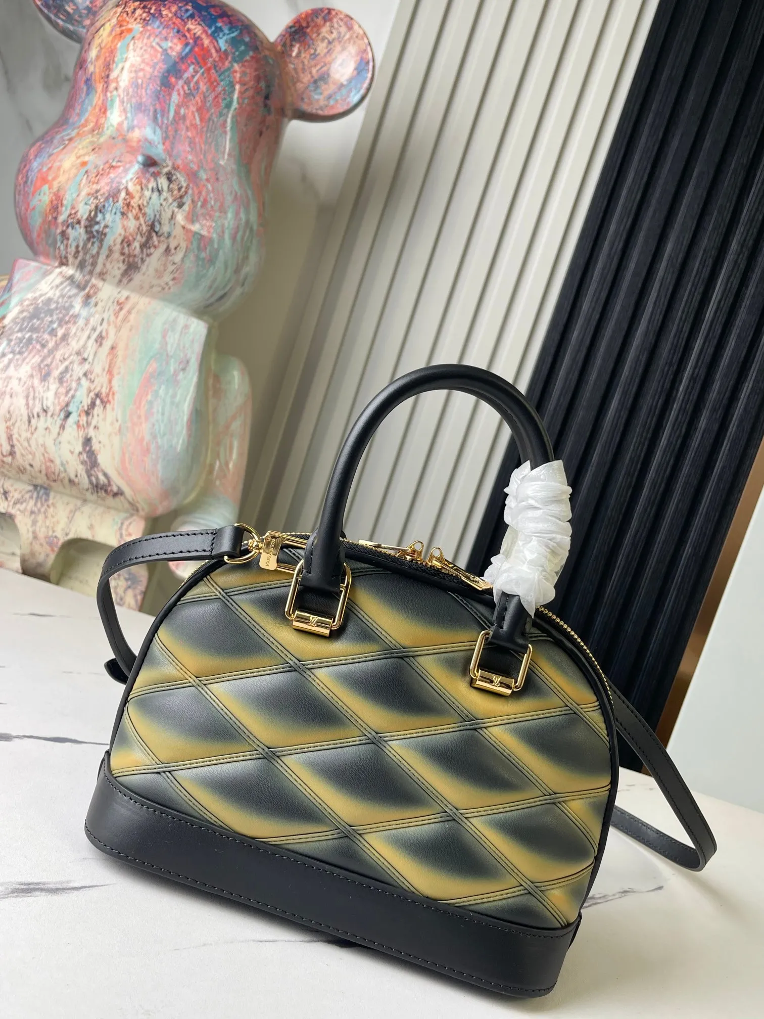 Louis Vuitton Alma BB M23576 - 图片 5