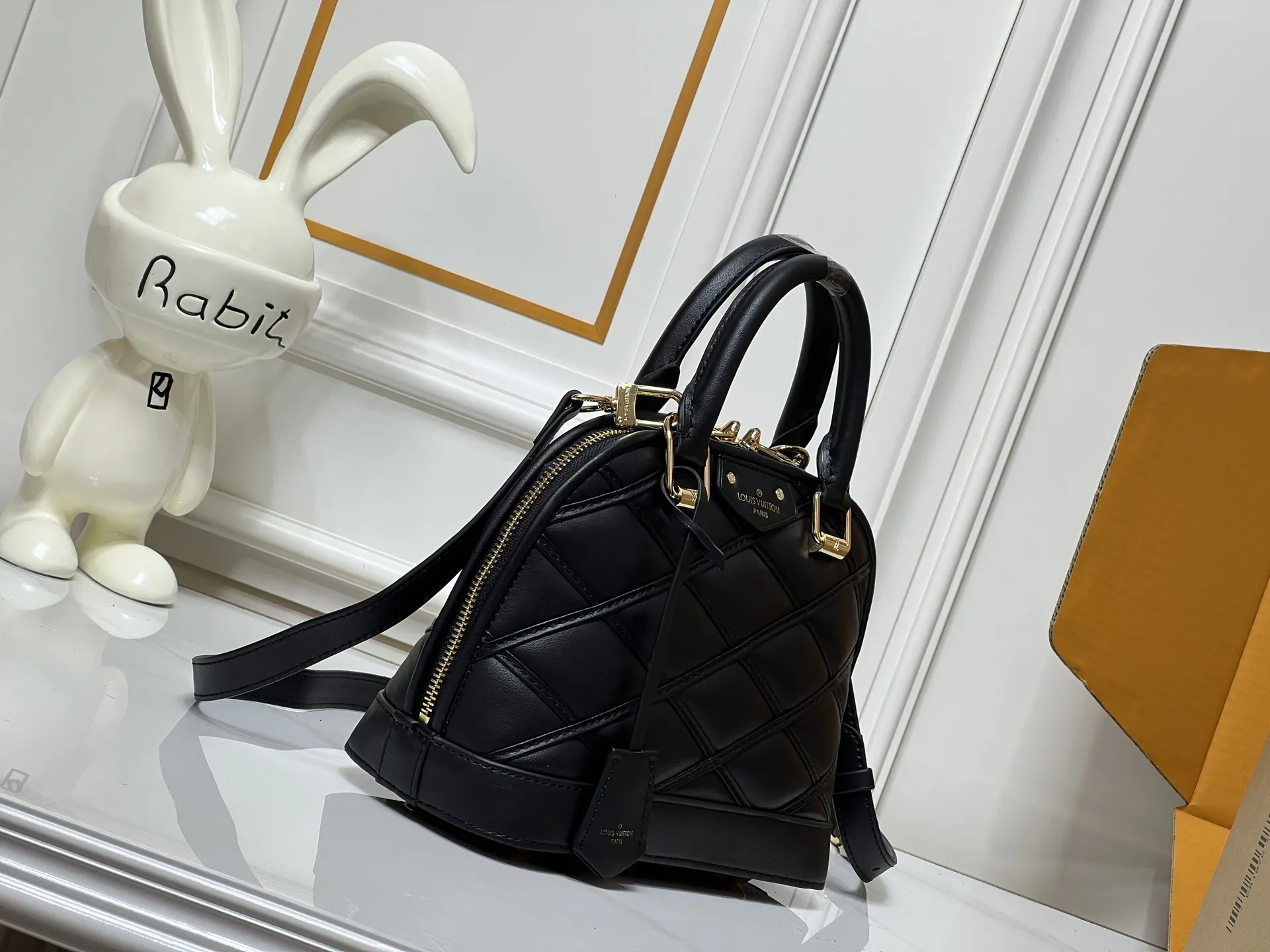 Louis Vuitton Alma BB M83048 - 图片 3