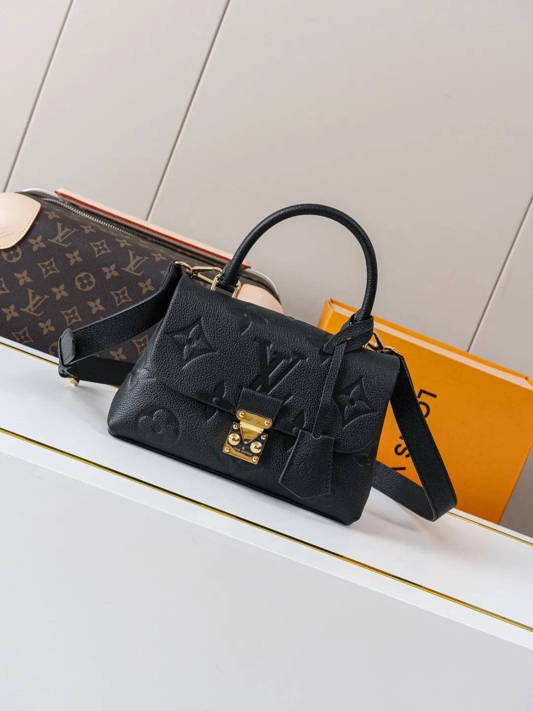 Louis Vuitton Madeleine BB M45977 - 图片 3