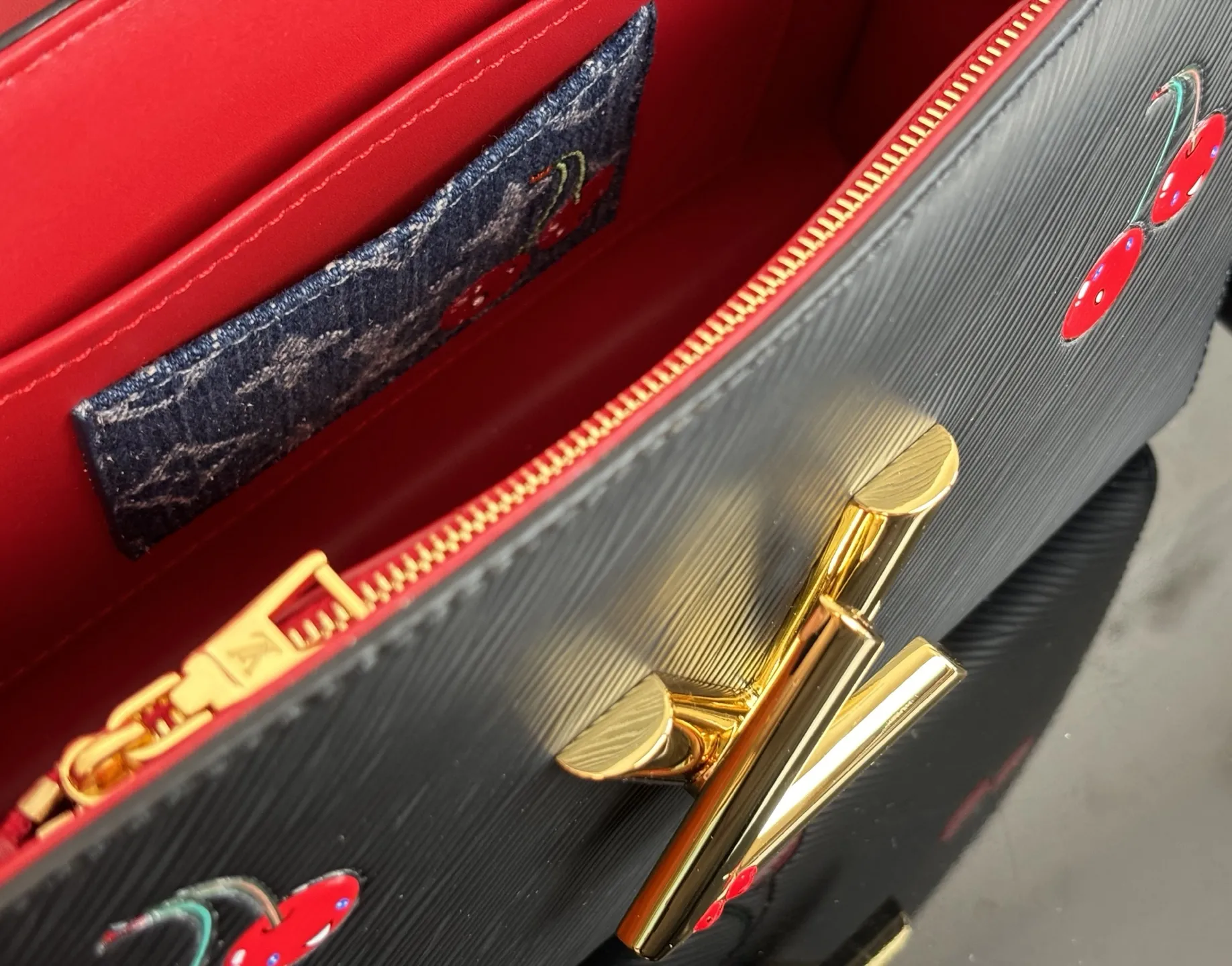 Louis Vuitton LV x TM Twist MM M14094 - Image 9