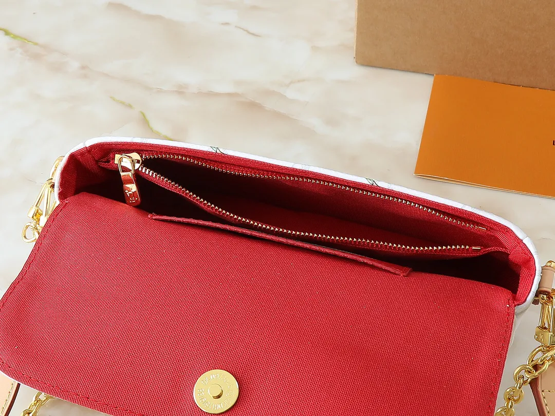 Alternative view of Louis Vuitton LV x TM Wallet On Chain Ivy M14239