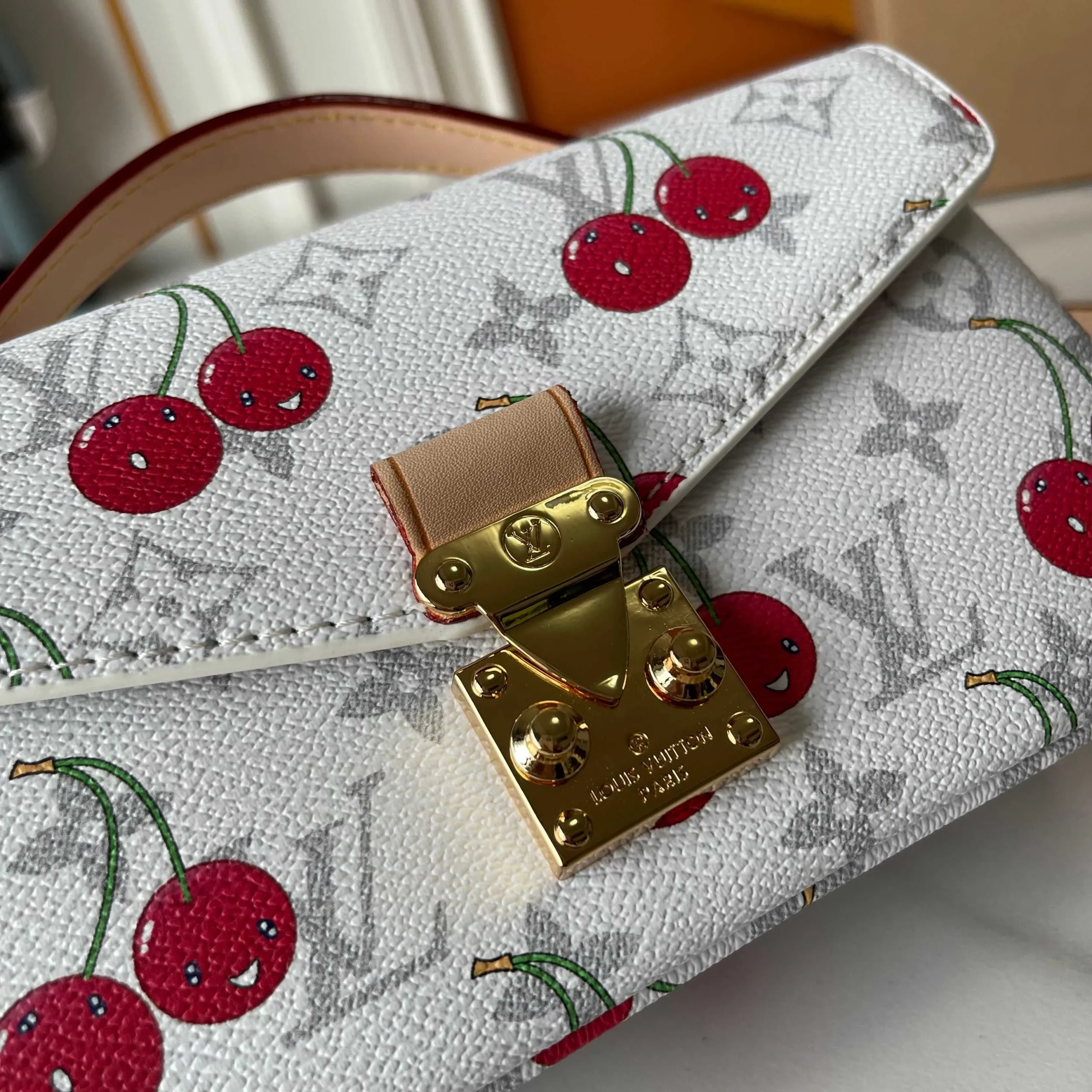 Louis Vuitton LV x TM Pochette Métis East West M14231 - Image 9