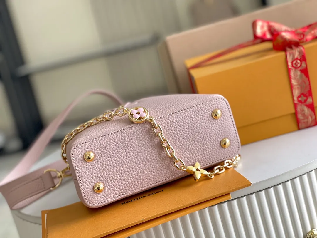 Louis Vuitton Capucines BB M22514 - Image 6