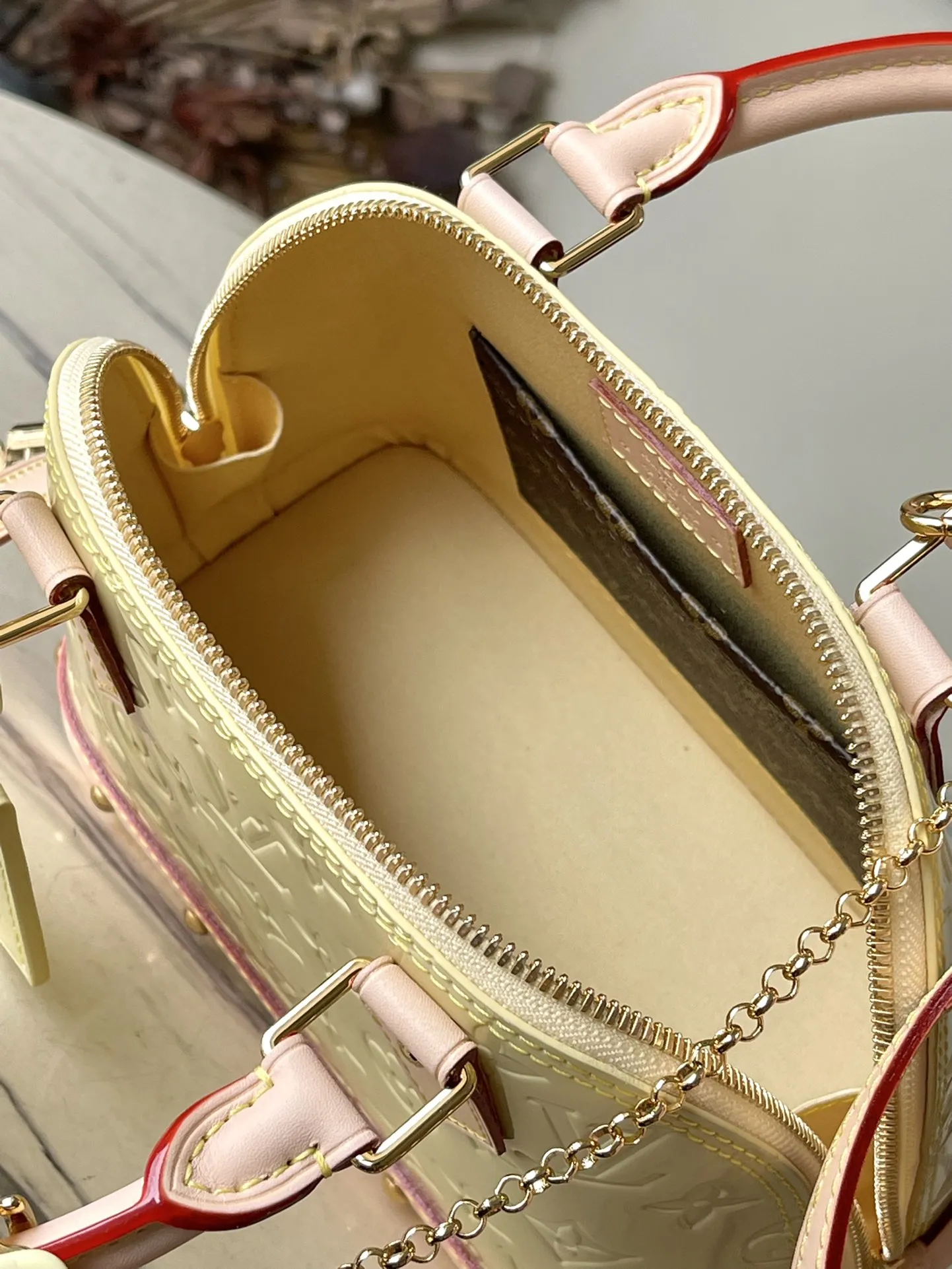 Louis Vuitton Alma BB M24063 - 图片 9