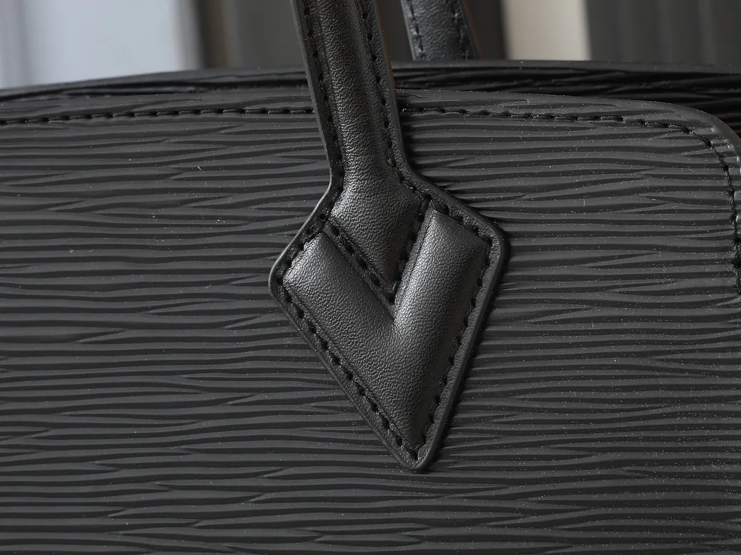 Louis Vuitton Varenne East West M11791 - 图片 7