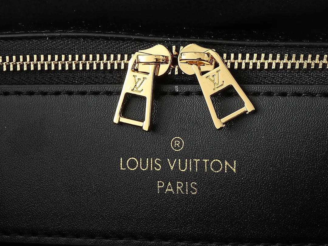 Louis Vuitton Varenne East West M11791 - 图片 10