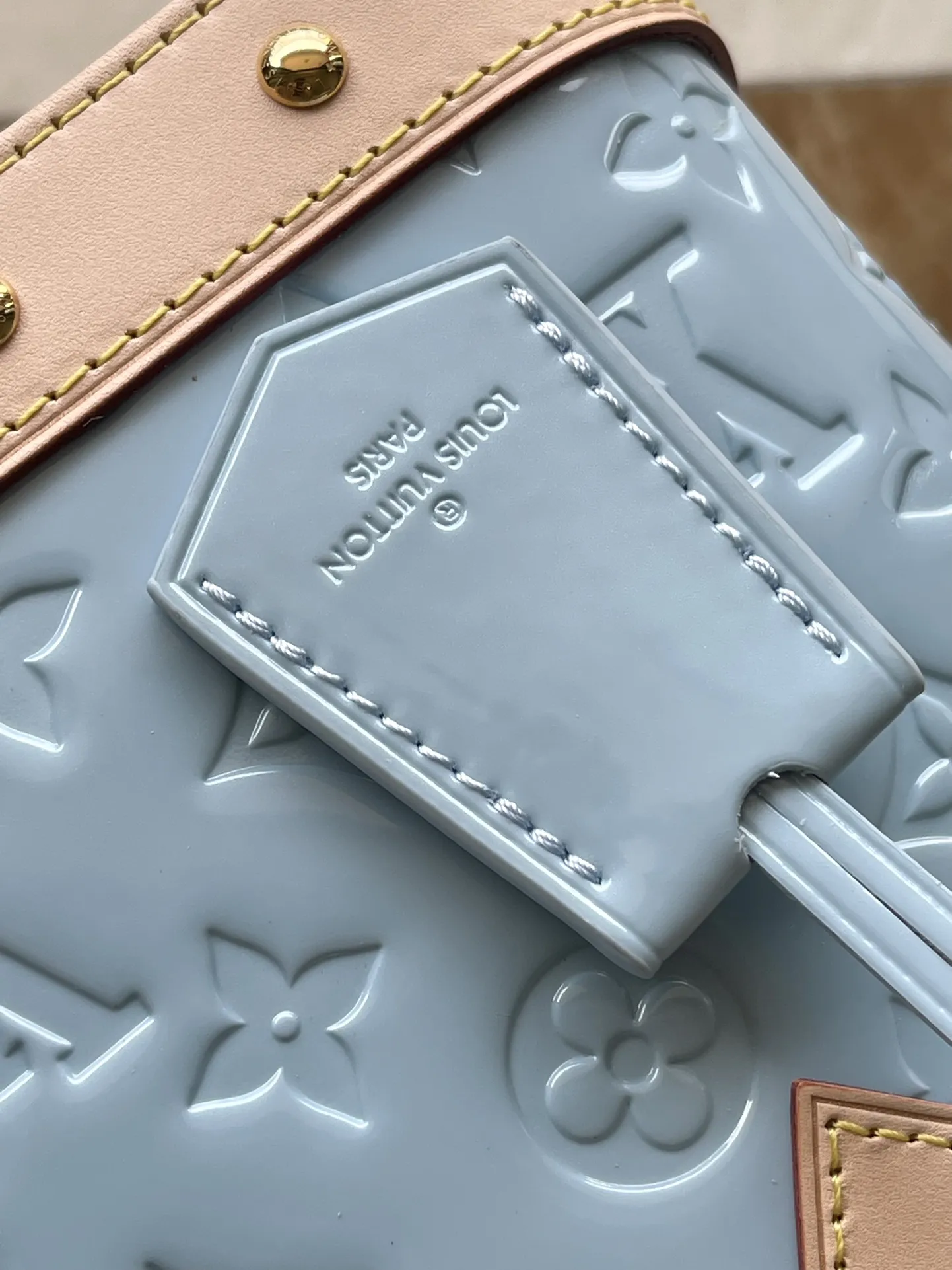 Louis Vuitton Alma BB M24062 - Image 6