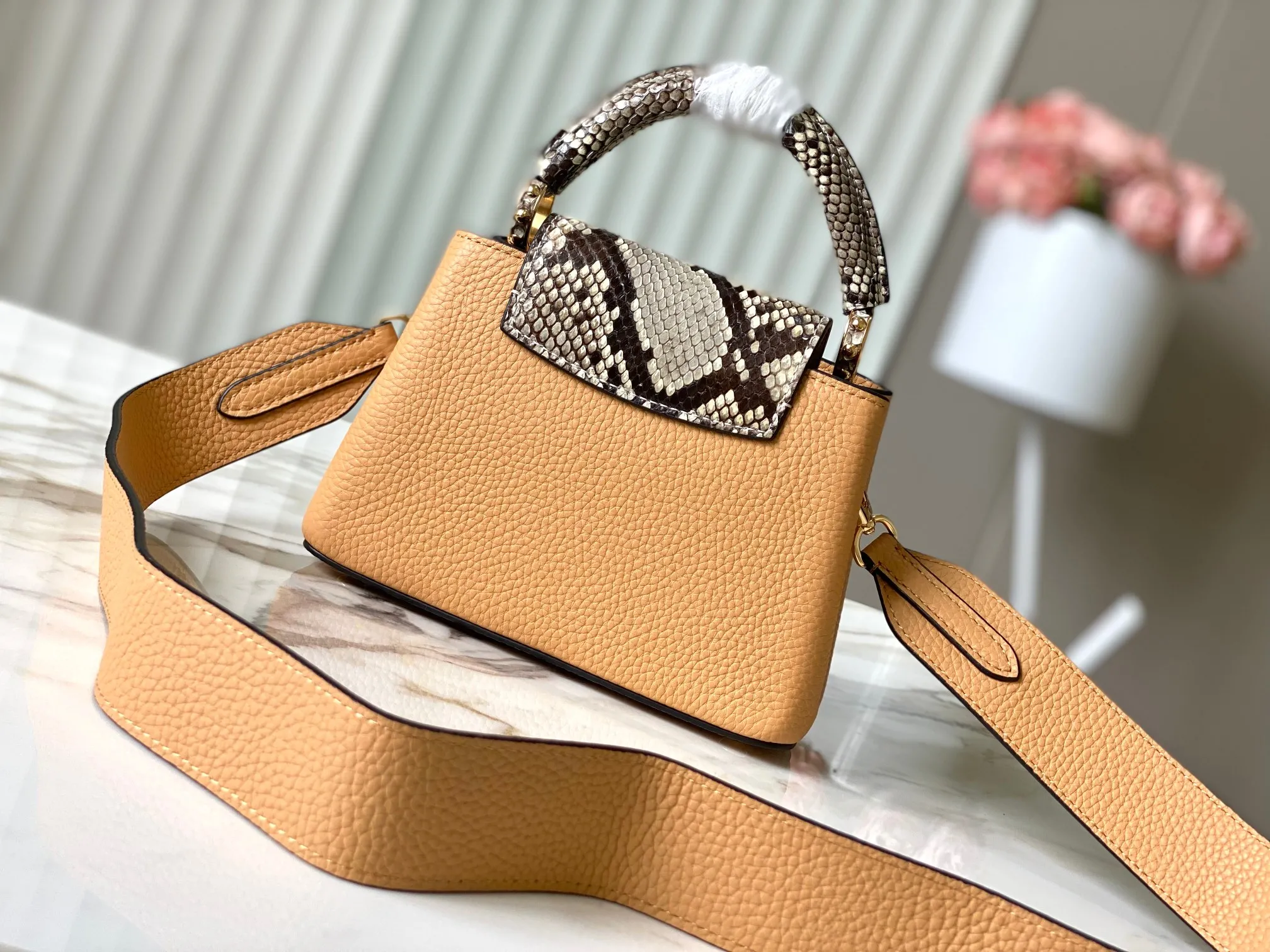 Louis Vuitton Capucines BB N80741 - Image 4