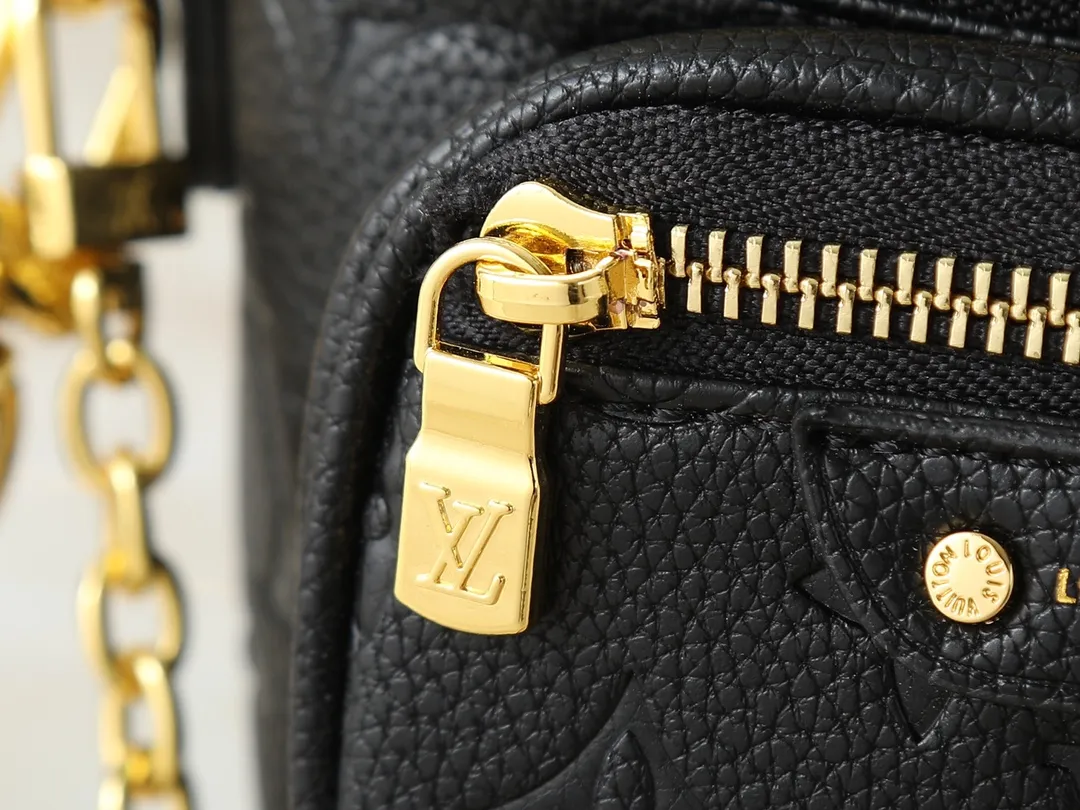 Louis Vuitton Mini Bumbag M46917 - Image 8