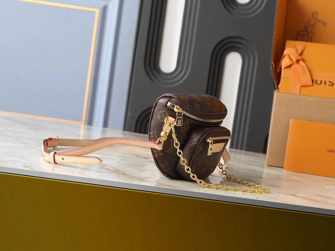 Alternative view of Louis Vuitton Mini Bumbag M82335