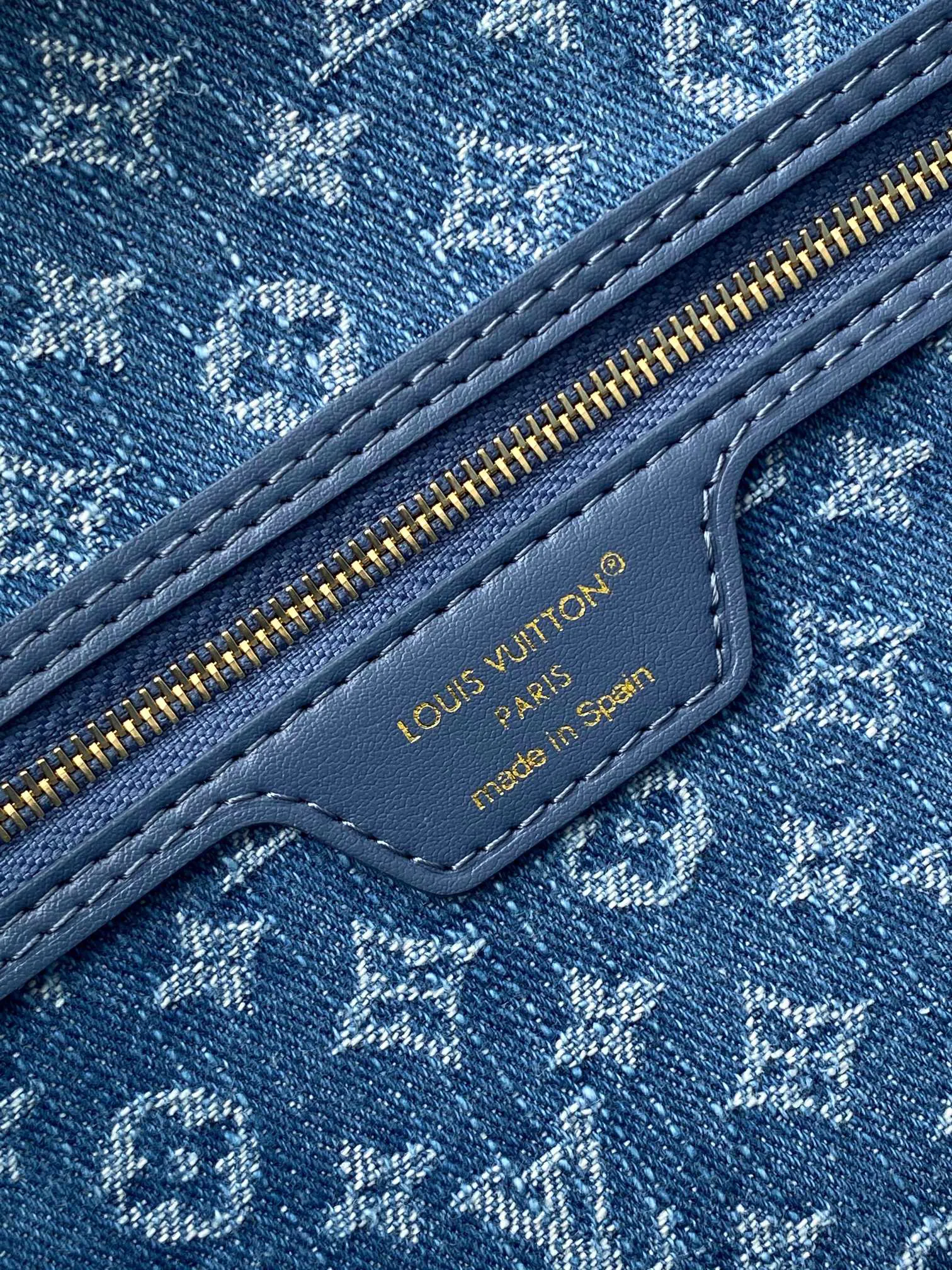 Alternative view of Louis Vuitton Neverfull MM M14856