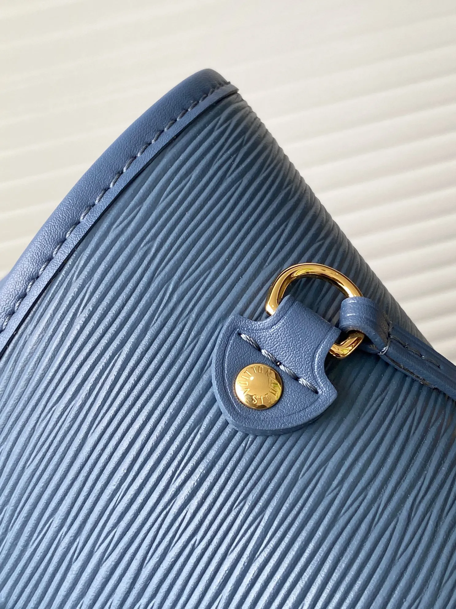Louis Vuitton Neverfull MM M14856 - Image 9