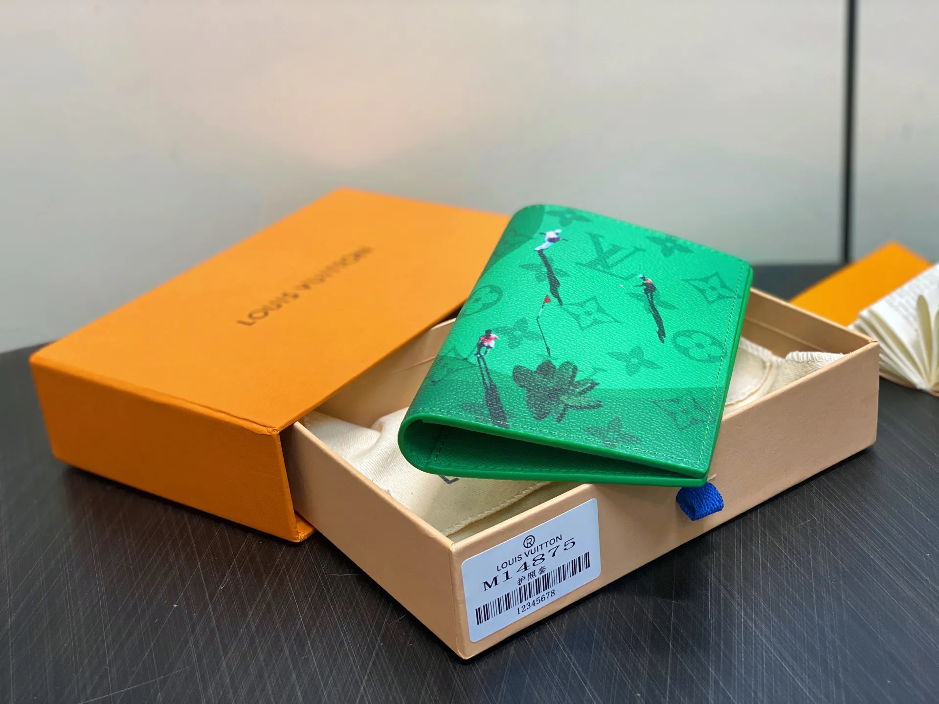 Louis Vuitton Passport Cover M14875 - 图片 6