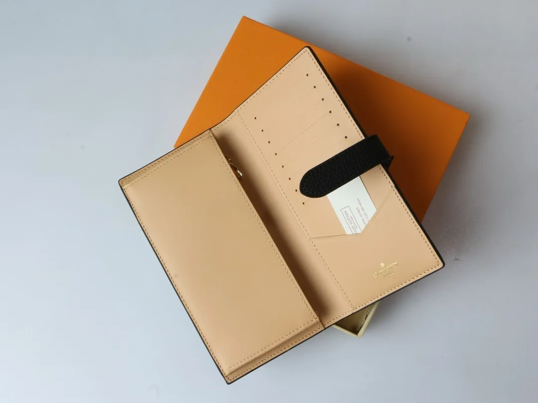 Louis Vuitton LV Vertical Wallet M81330 - Image 8