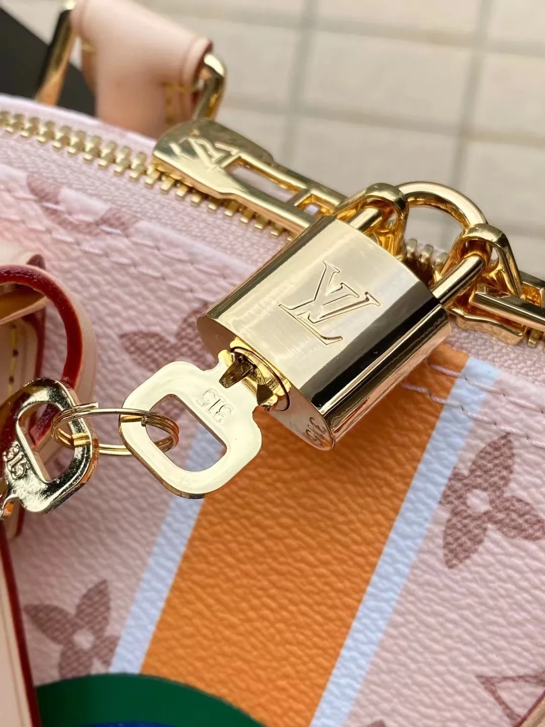 Louis Vuitton Alma BB M23502 - 图片 8