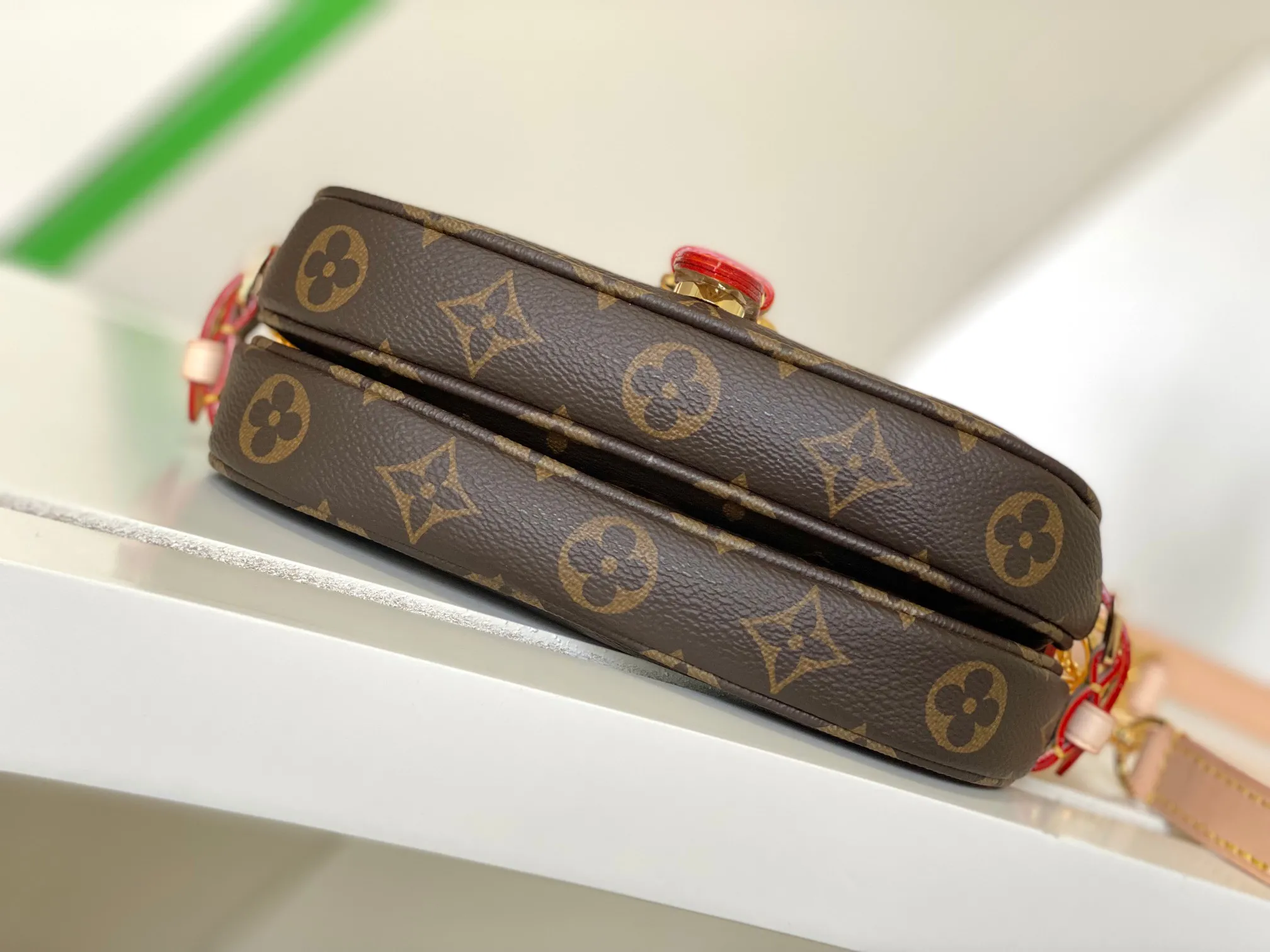 Louis Vuitton Saumur BB M46740 - 图片 6