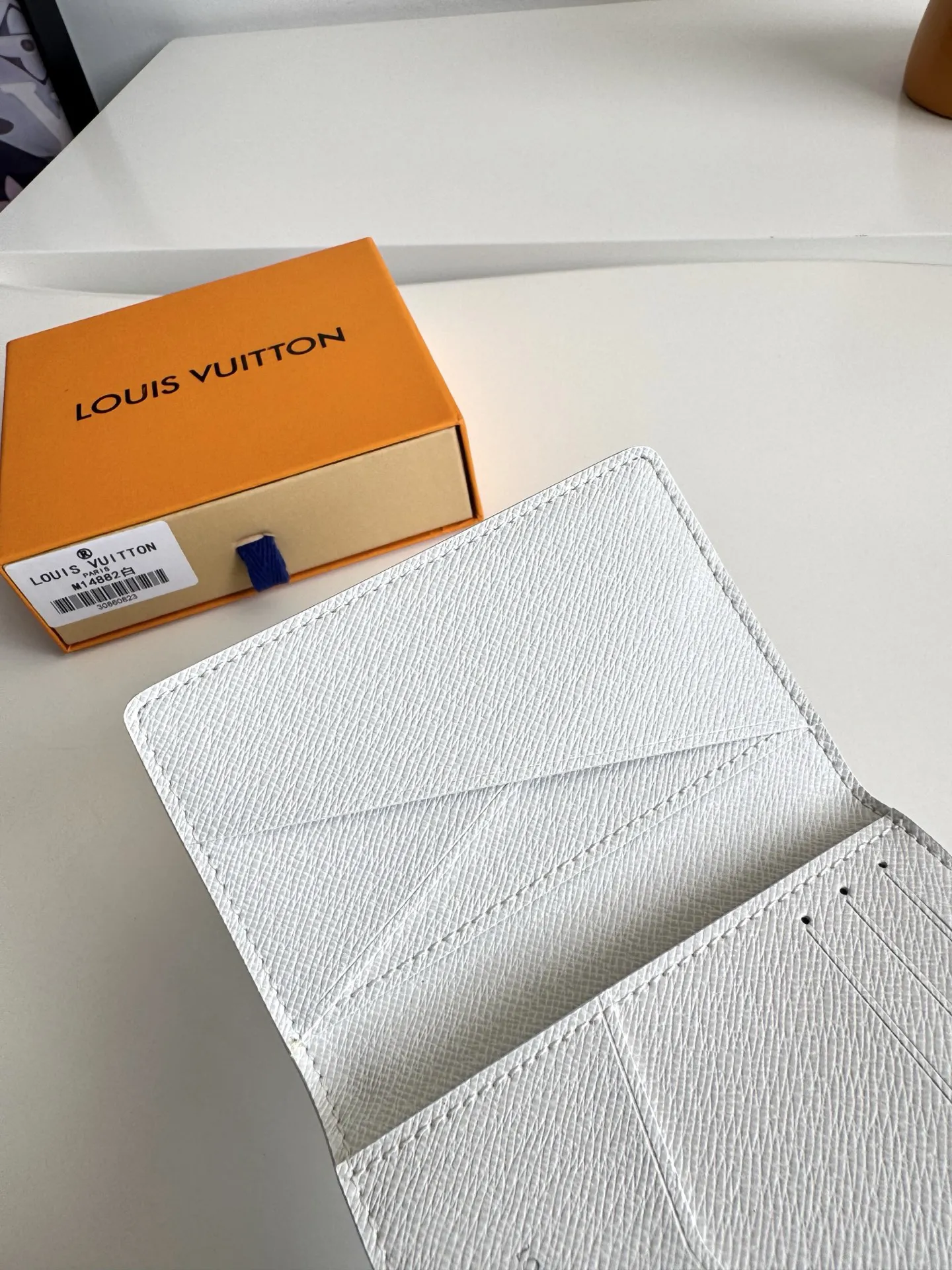 Alternative view of Louis Vuitton Pocket Organizer M14882