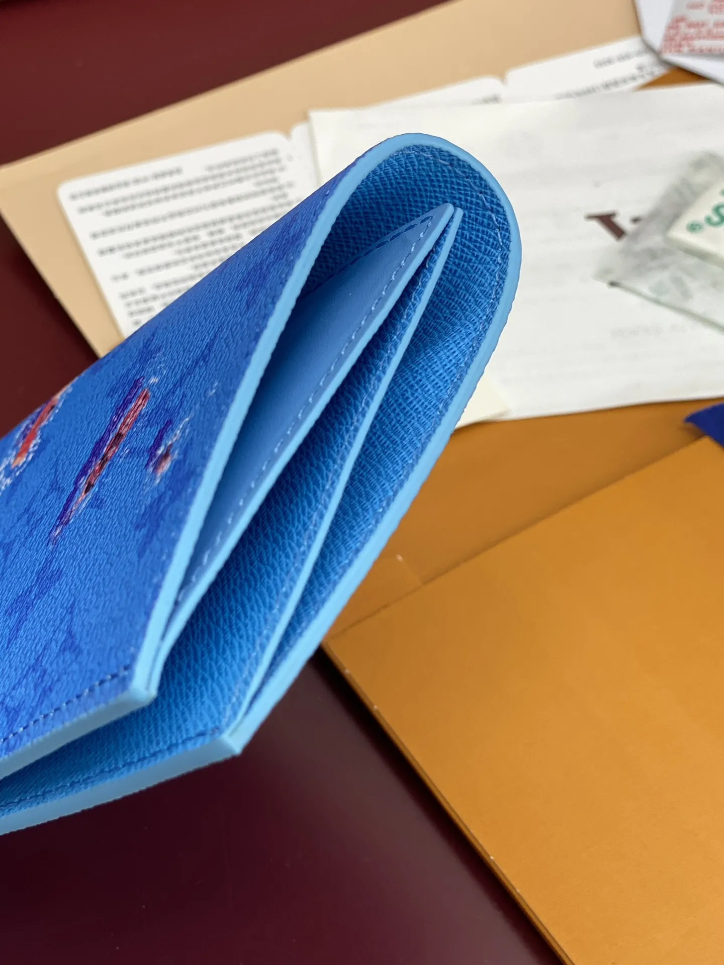 Louis Vuitton Passport Cover M14876 - 图片 2